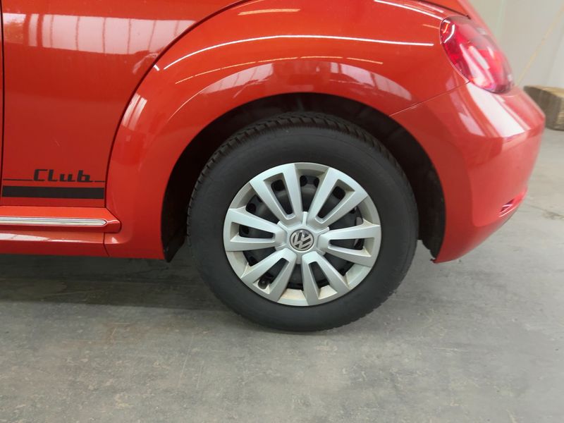 Volkswagen Beetle 2.0 TDI Club BlueMotion Tech 2015 – снимка 5
