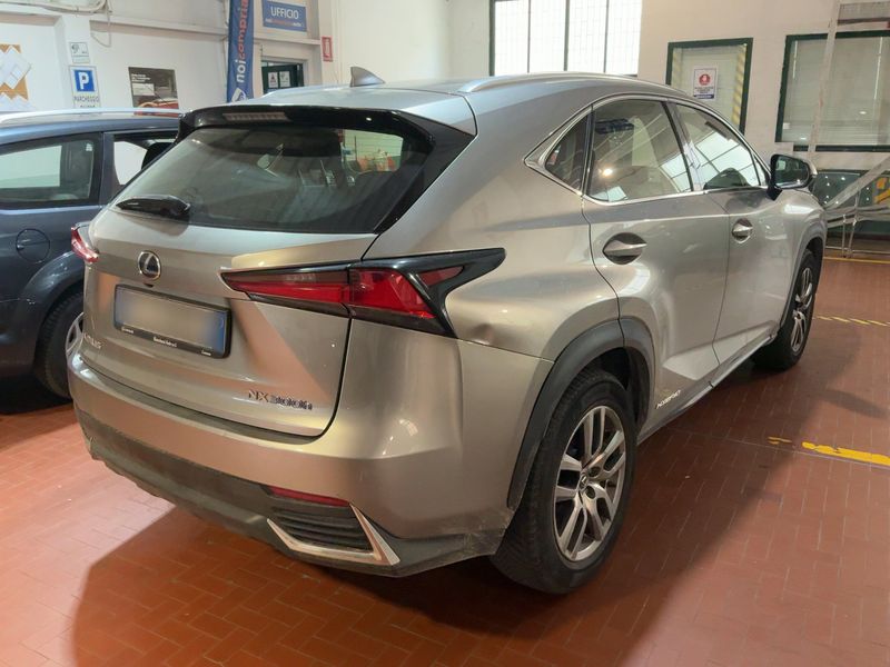 Lexus NX-Serie NX 300h E-Four Business Line — zdjęcie 6