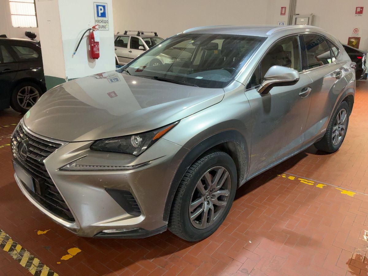 Lexus NX-Serie 2019