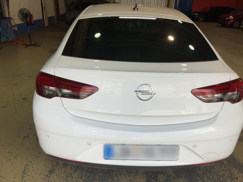 Opel Insignia Grand Sport 2.0 CDTI Dynamic — zdjęcie 5
