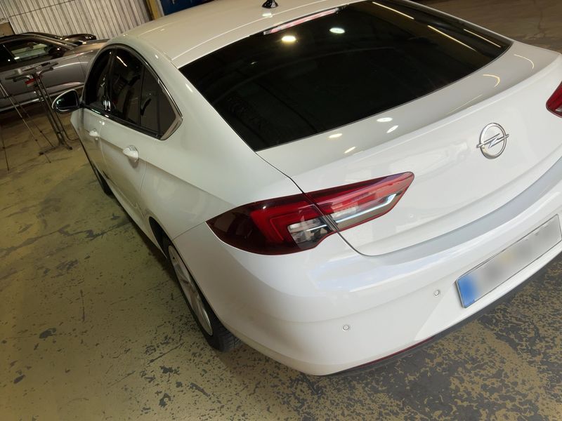 Opel Insignia Grand Sport 2.0 CDTI Dynamic — zdjęcie 3