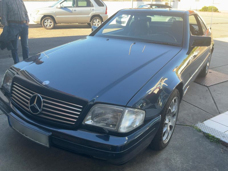 Mercedes-Benz SL-Class