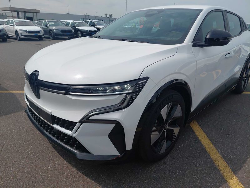Renault Megane E-Tech electric drive 96 kW Equilibre — zdjęcie 2