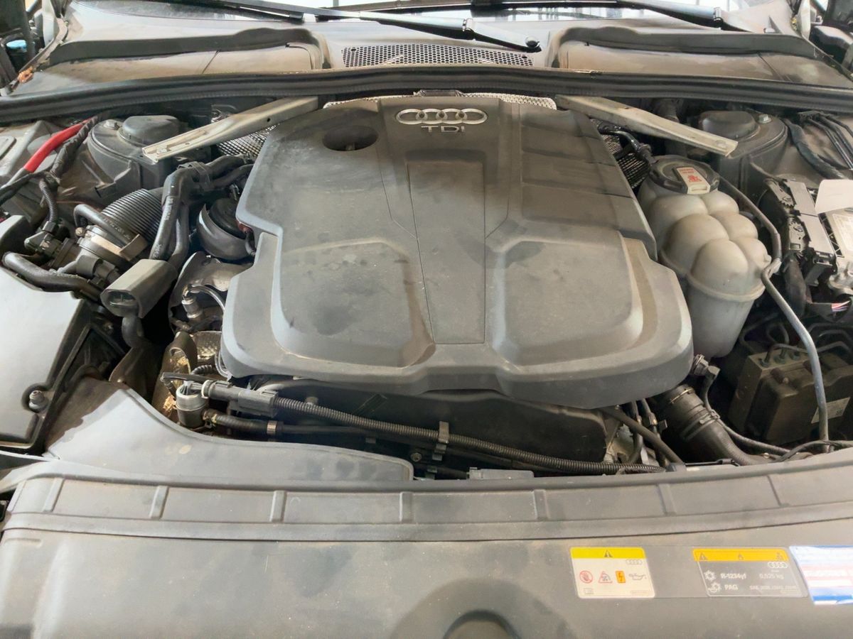 Audi A4 2020 — photo 23