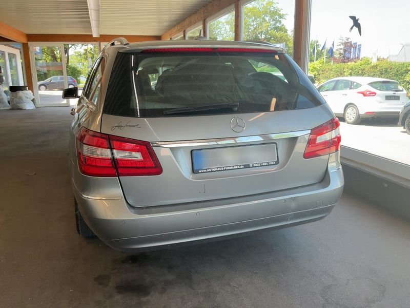 Mercedes-Benz E-Klasse E 250 CDI T BlueEfficiency Elegance 2011 – снимка 7