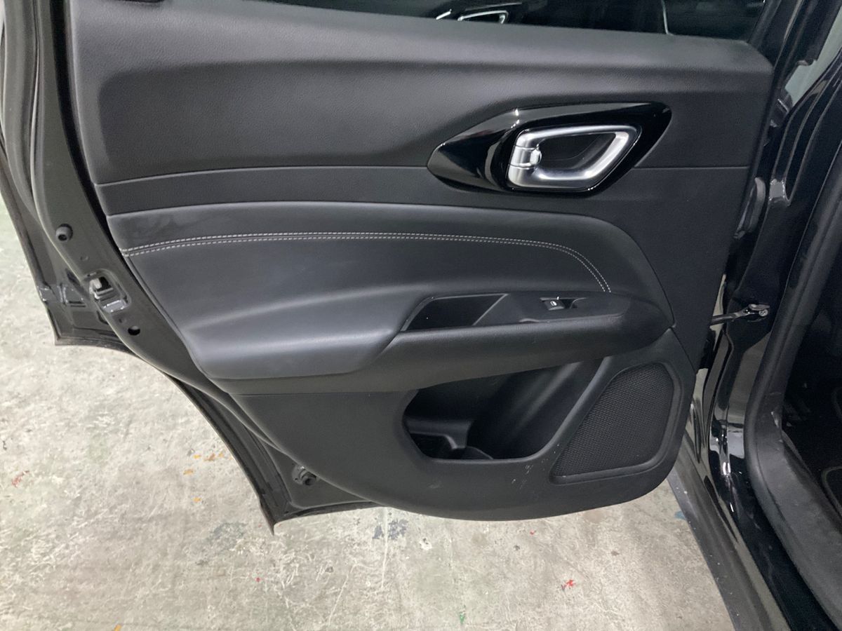 Jeep Compass 2021 — photo 40