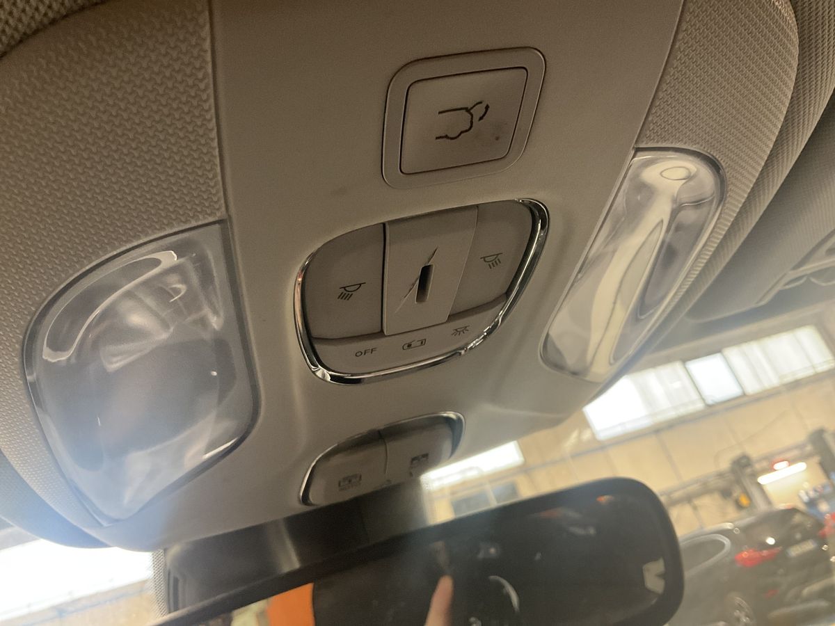 Jeep Compass 2021 — photo 49