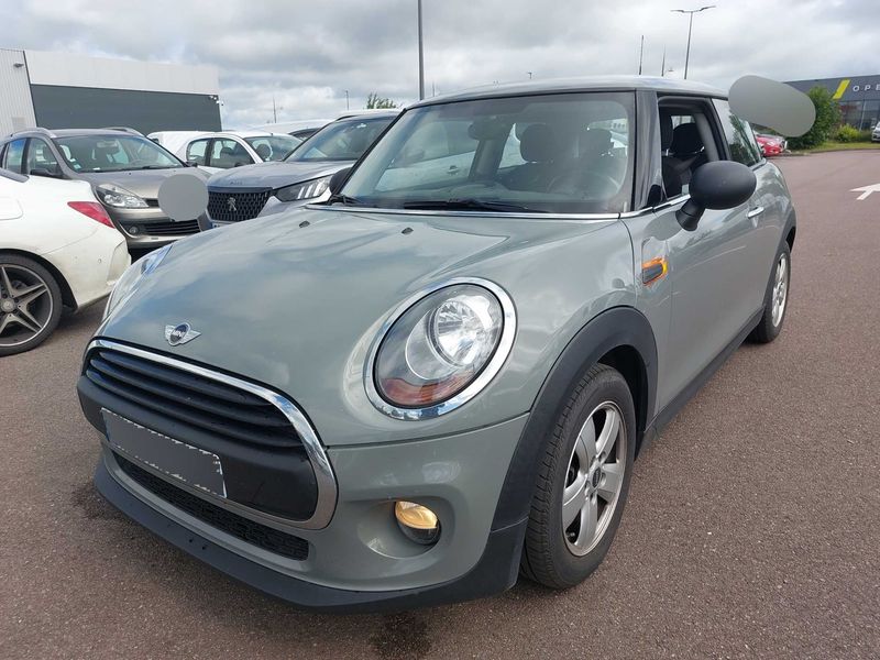 MINI One First — zdjęcie 1