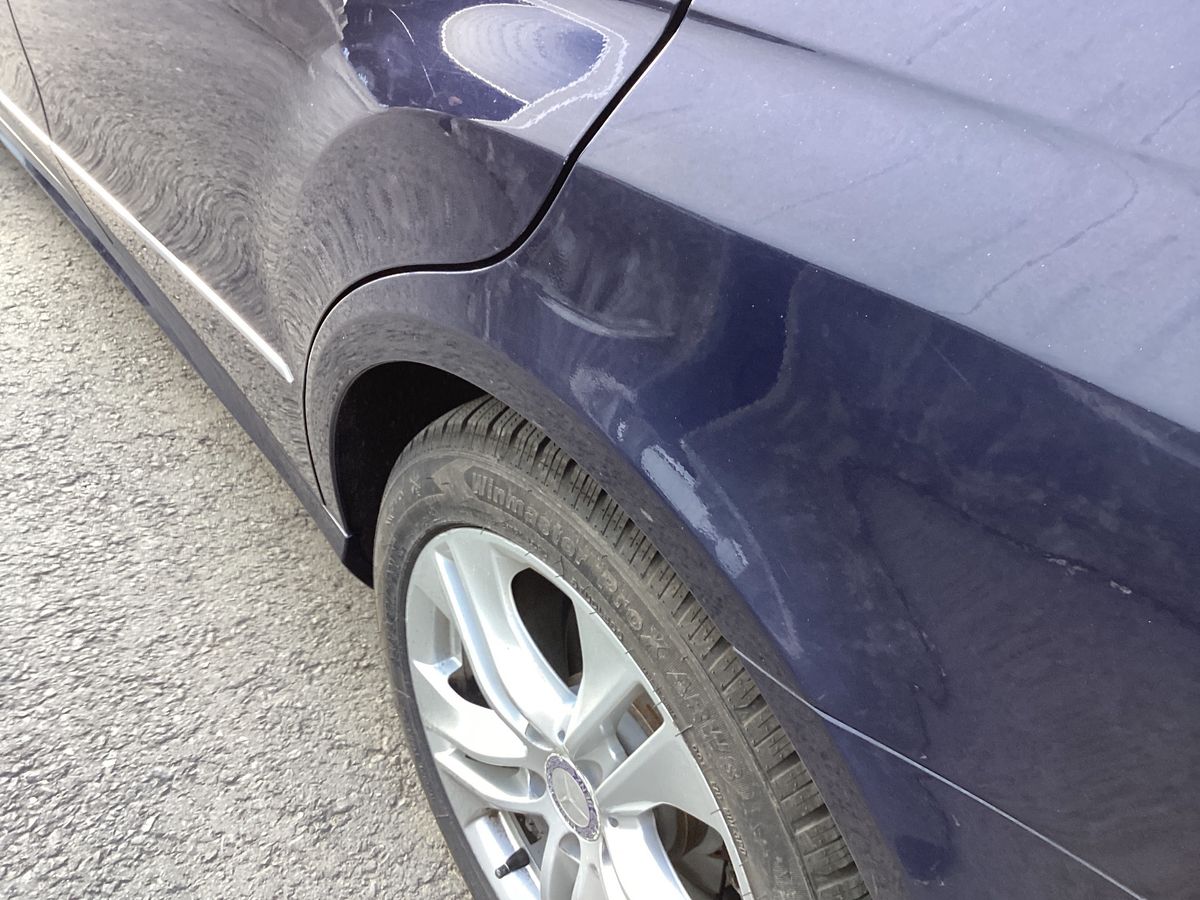 Mercedes-Benz E-Klasse 2012 — photo 30