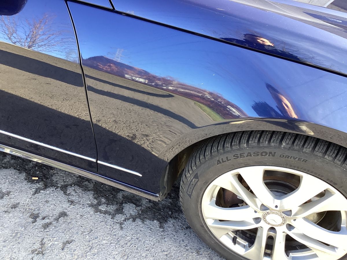Mercedes-Benz E-Klasse 2012 — photo 24