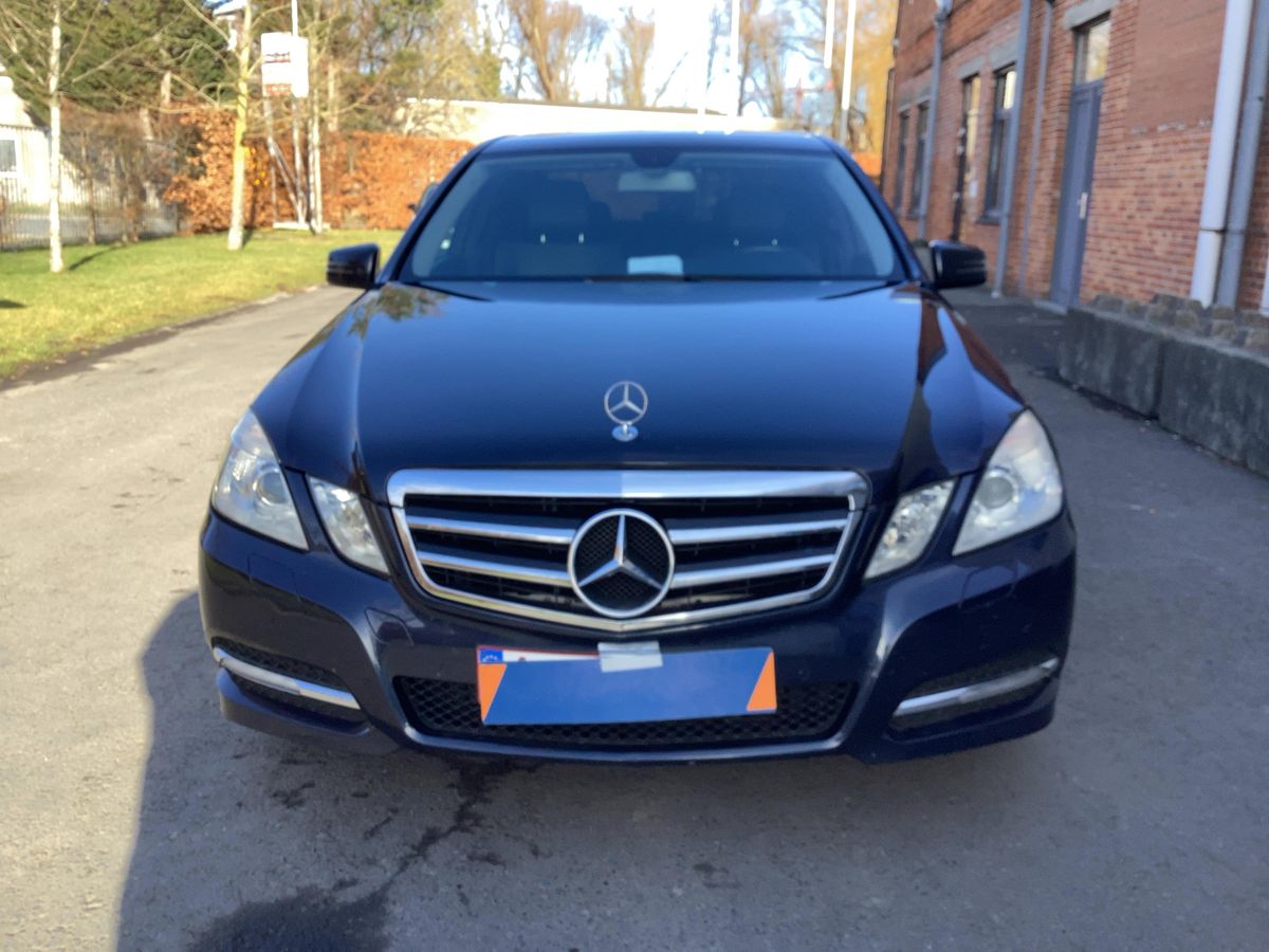 Mercedes-Benz E-Klasse 2012 — photo 15