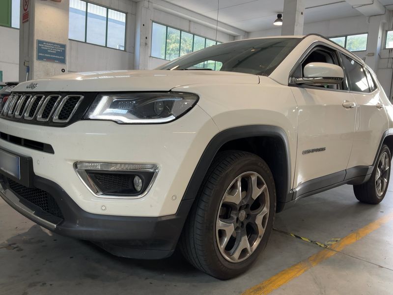 Jeep Compass 2.0 M-Jet Limited 4WD — zdjęcie 2