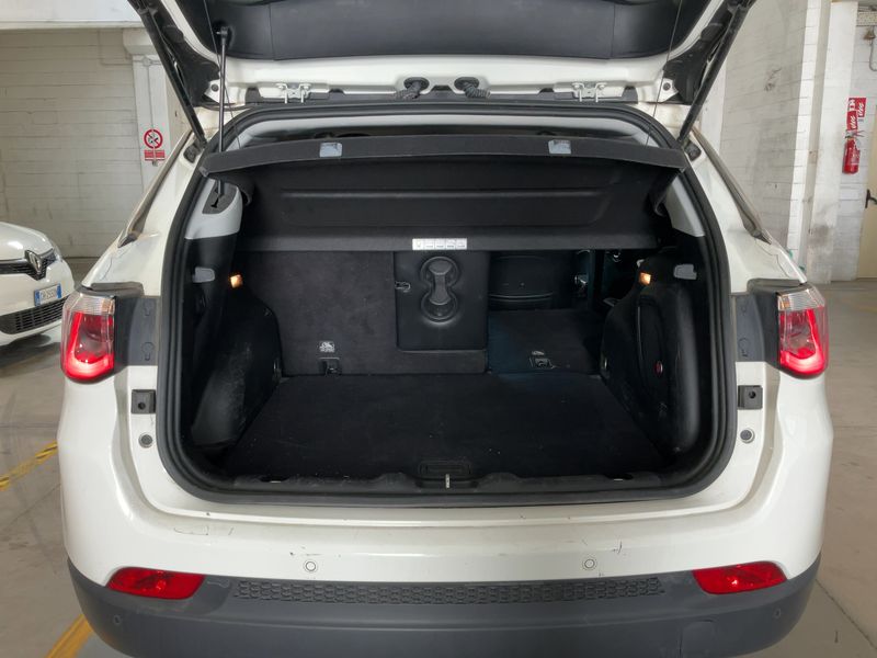 Jeep Compass 2.0 M-Jet Limited 4WD — zdjęcie 10