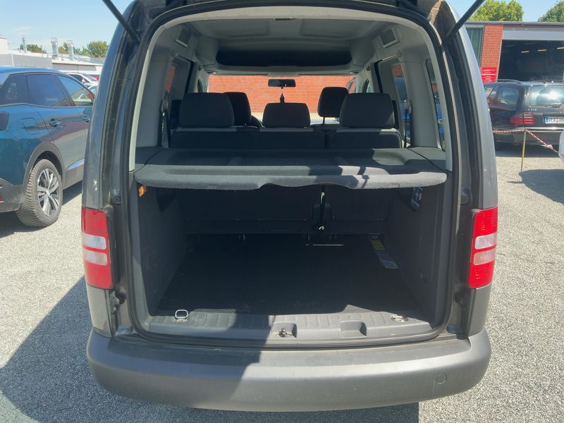 Volkswagen Caddy 1.6 TDI Trendline 2010 – снимка 15