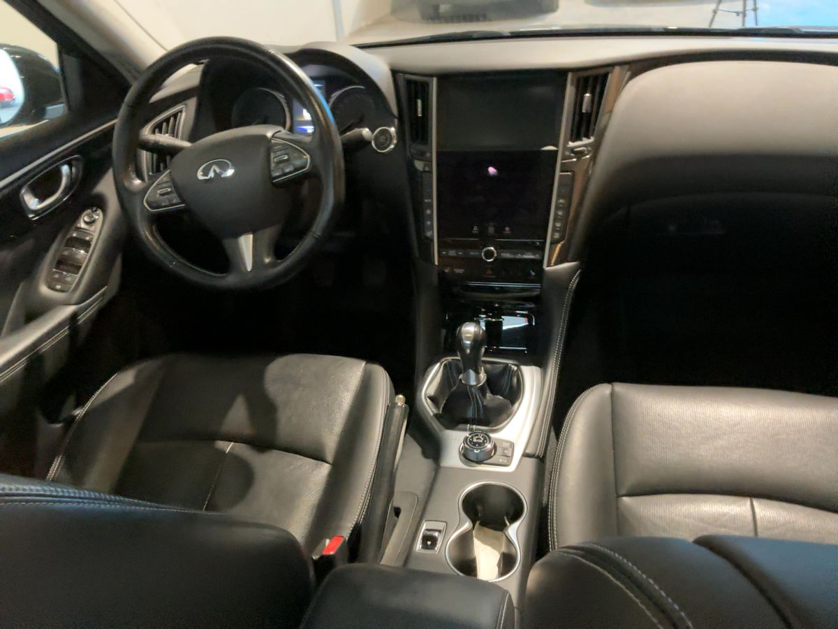 Infiniti Q50 2015 — photo 18