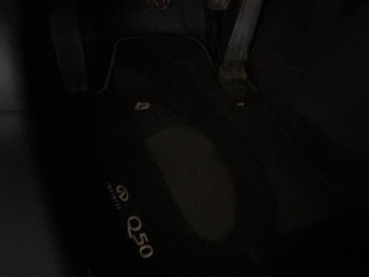 Infiniti Q50 2015 — photo 29