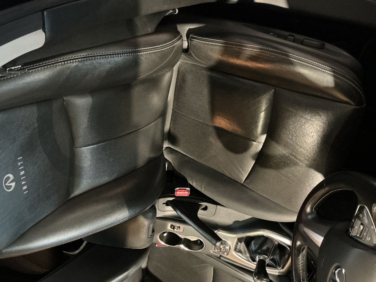 Infiniti Q50 2015 — photo 31