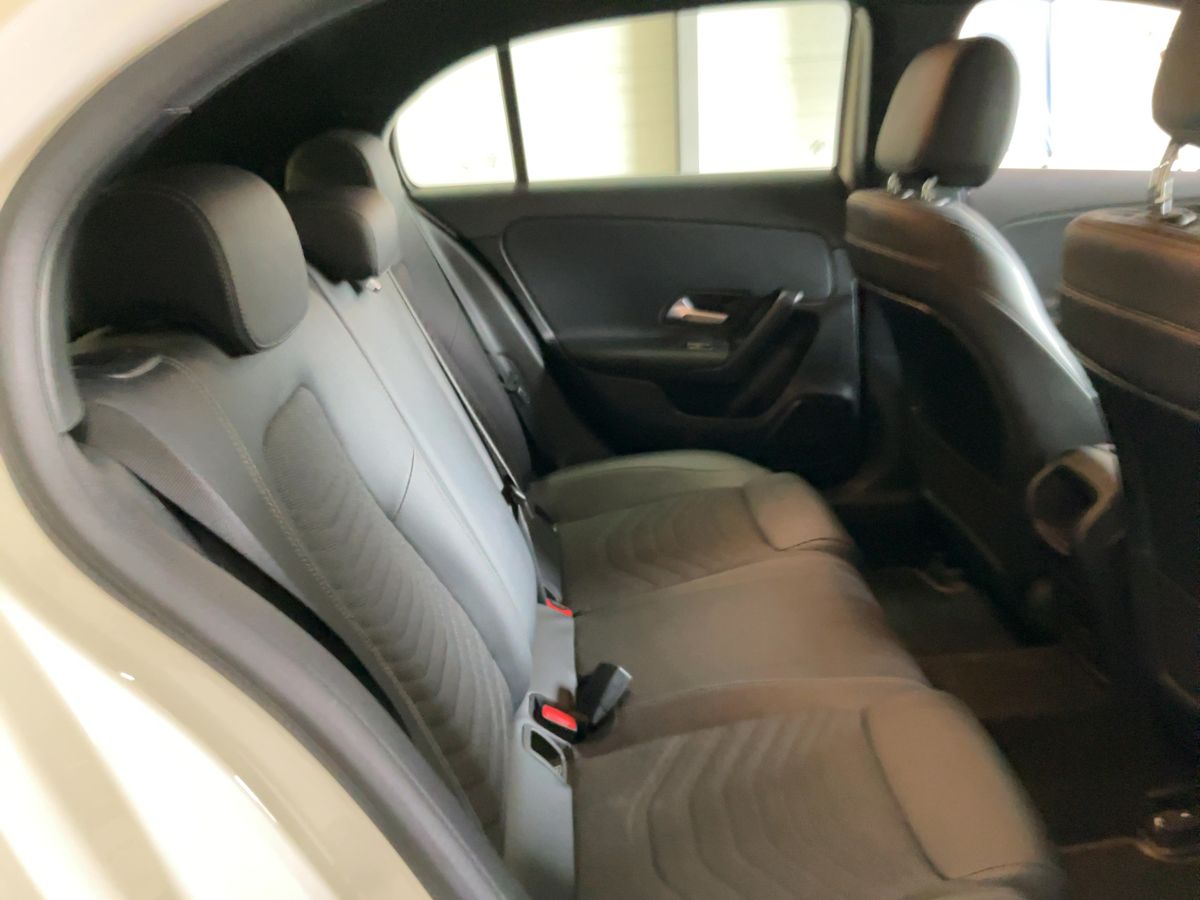 Mercedes-Benz A-Klasse 2021 — photo 20