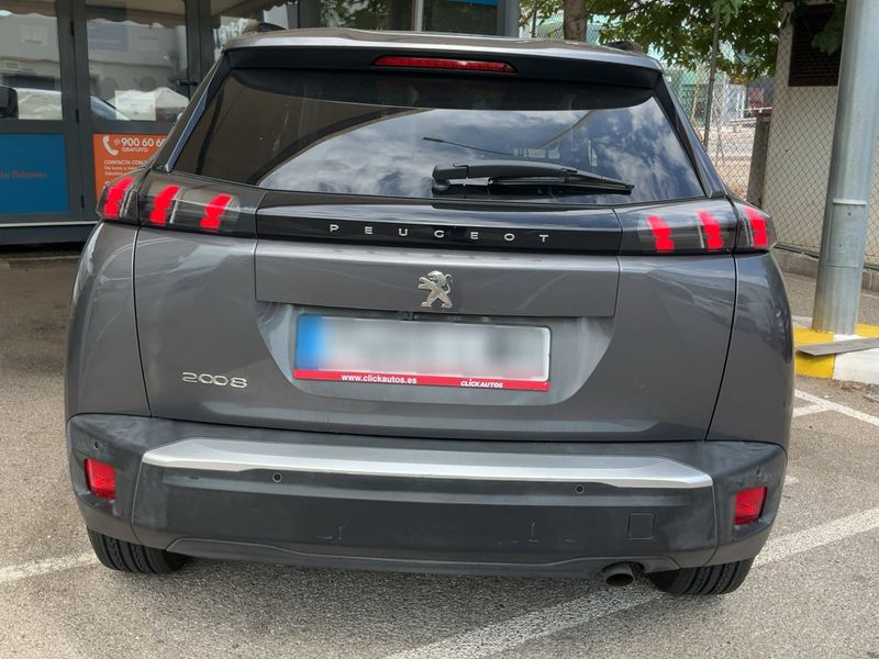 Peugeot 2008 1.2 PureTech Allure Pack — zdjęcie 5