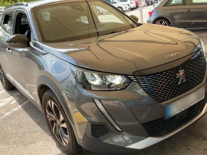 Peugeot 2008 1.2 PureTech Allure Pack — zdjęcie 8