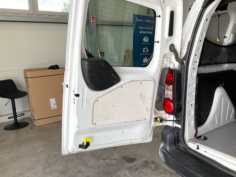 Peugeot Partner 1.6 HDi L1 Deine Gründerzeit Elektro 2014 – снимка 38