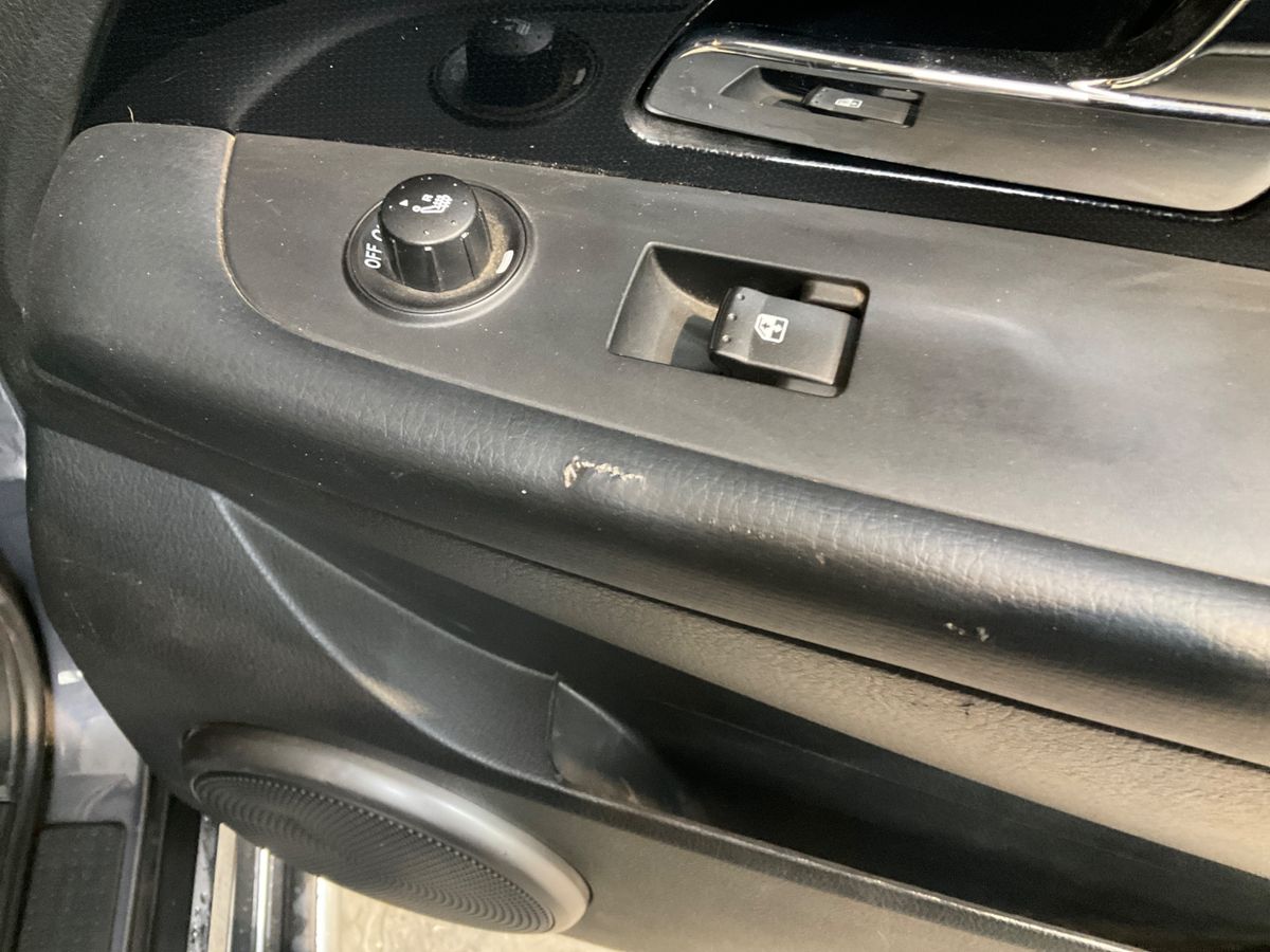 Ssangyong Rexton 2017 — photo 55