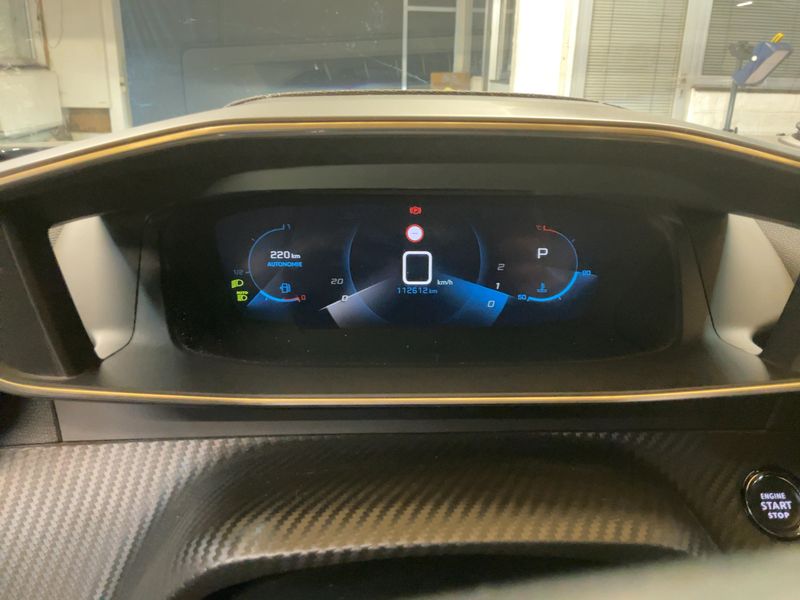 Peugeot 2008 1.2 PureTech GT Pack — zdjęcie 13
