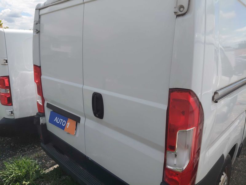 Peugeot Boxer 2.2 Blue-HDi 330 L1H1 Pro Stop&Start — zdjęcie 4