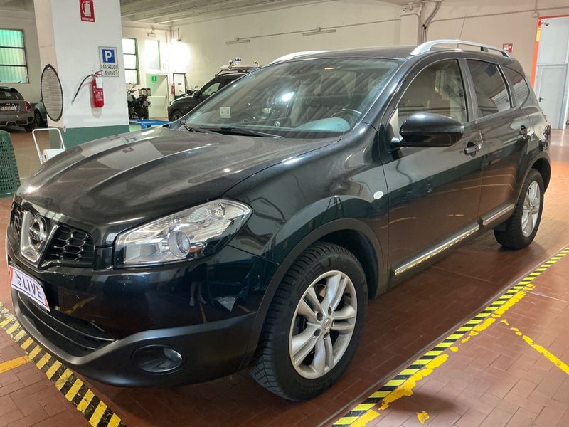 Nissan Qashqai+2 2.0 dCi Acenta 2011 – снимка 1