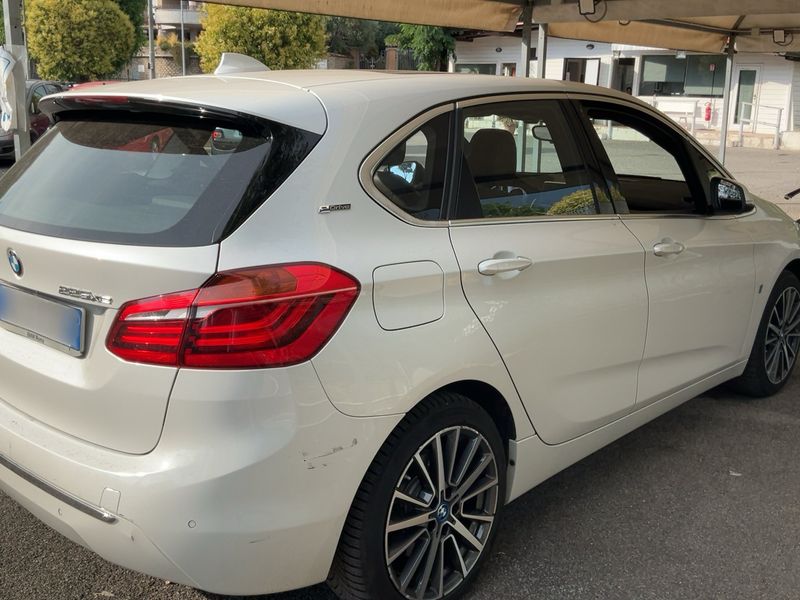 BMW 2er 225xe Active Tourer Luxury Line 2019 – снимка 8