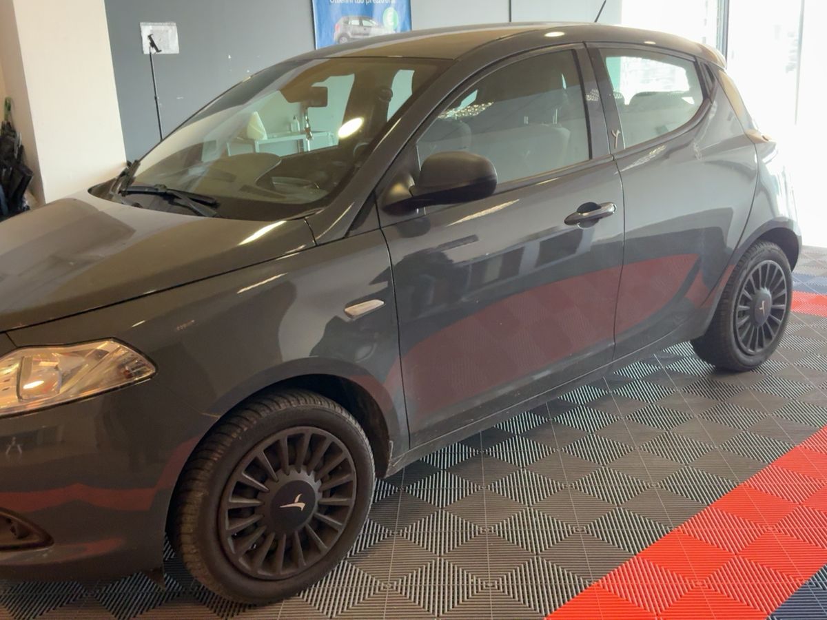 Lancia Ypsilon d'occasion
