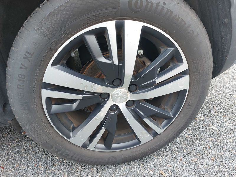 Peugeot 3008 1.6 Blue-HDi GT Line 2017 – снимка 26