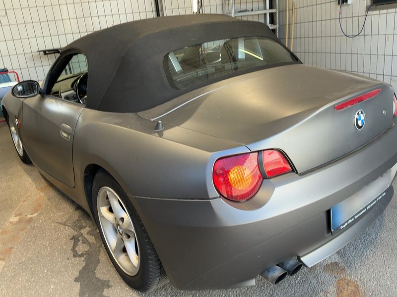 BMW Z4 2.2i — zdjęcie 3