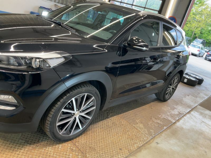 Hyundai Tucson 1.6 TGDI Passion 2WD — zdjęcie 2