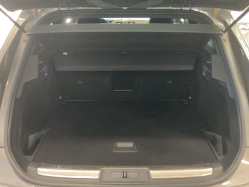 DS Automobiles DS7 Crossback 2.0 Blue-HDi Business — zdjęcie 10