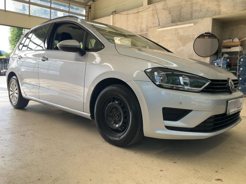 Volkswagen Golf VII Sportsvan 1.6 TDI Trendline BlueMotion Tech 2016 – снимка 12