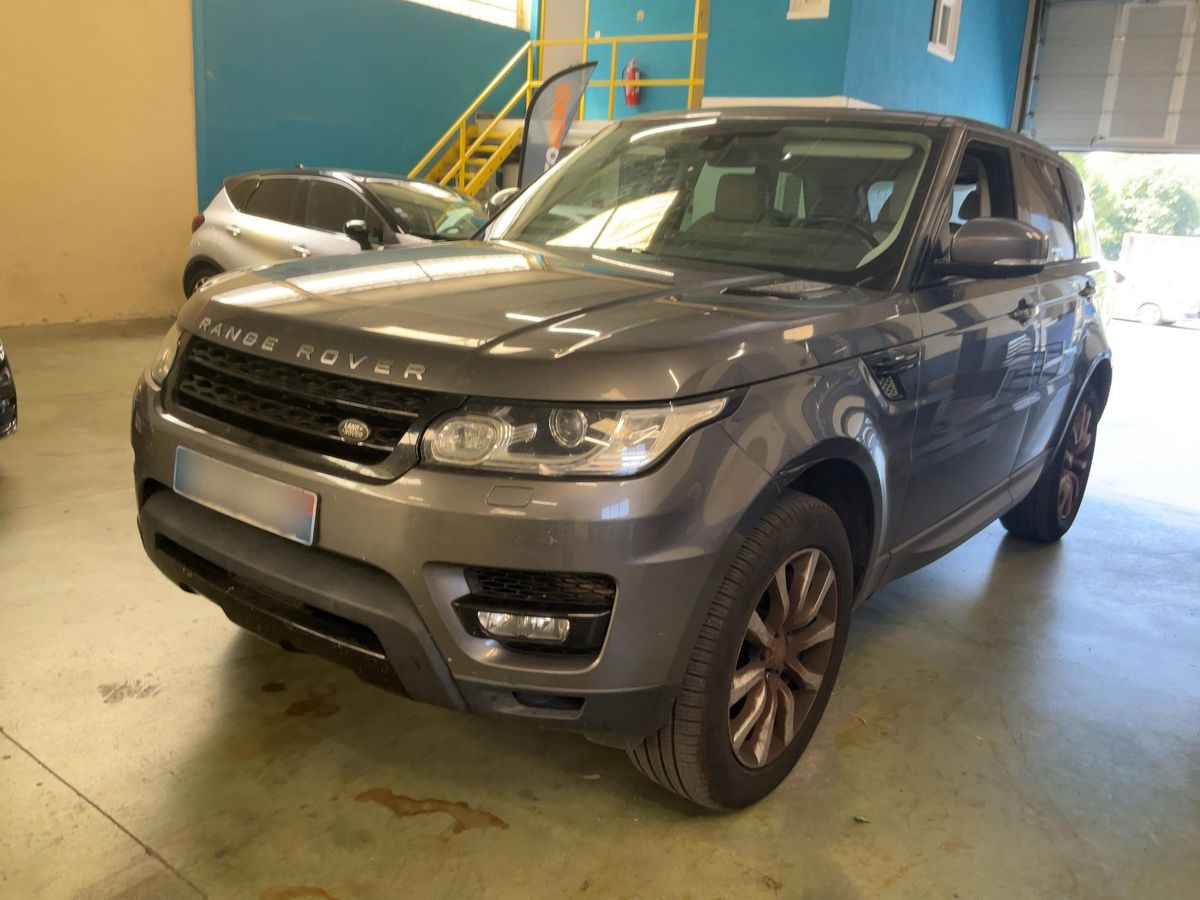 Land Rover 2015