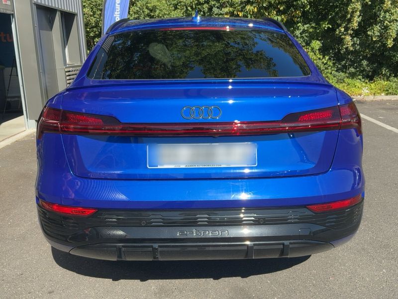 Audi Q8 Sportback 55 e-tron quattro S line 2023 – снимка 7