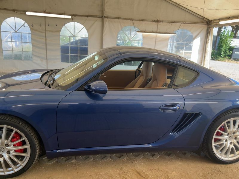 Porsche Cayman S — zdjęcie 4