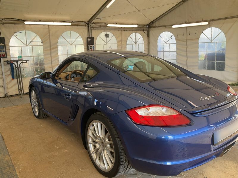 Porsche Cayman S — zdjęcie 3
