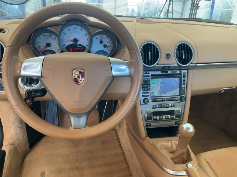 Porsche Cayman S — zdjęcie 12