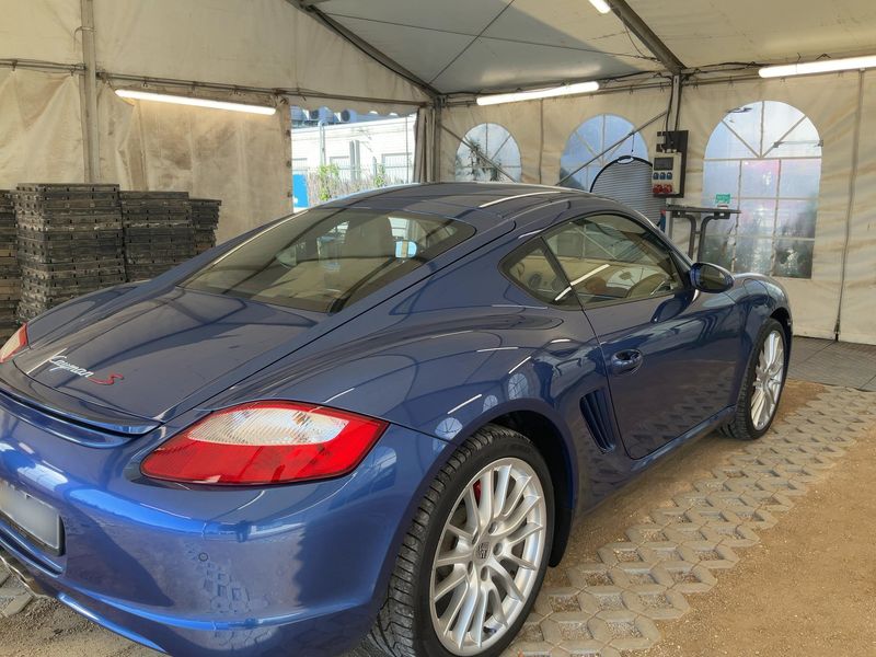 Porsche Cayman S — zdjęcie 6