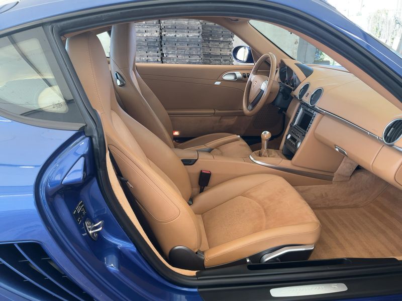 Porsche Cayman S — zdjęcie 11