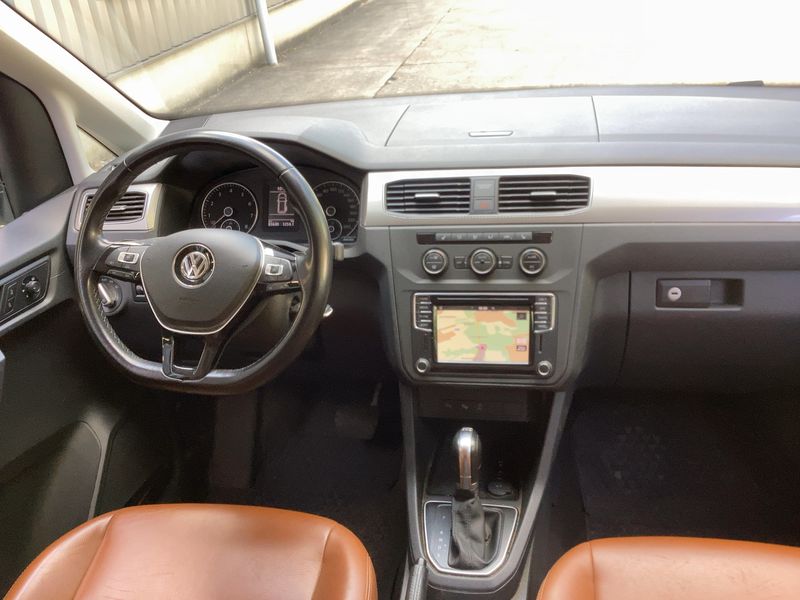 Volkswagen Caddy 1.4 TSI Maxi Comfortline BlueMotion Tech — zdjęcie 12