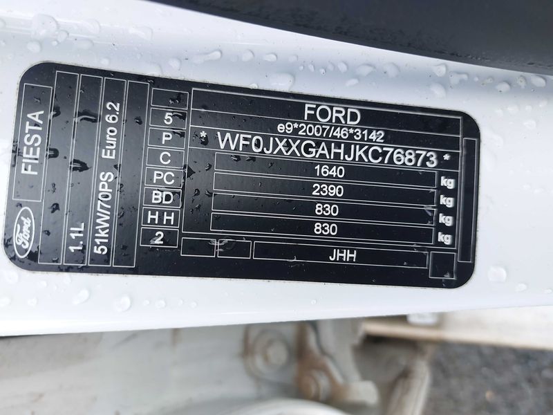 Ford Fiesta 1.1 Business NAV — zdjęcie 15