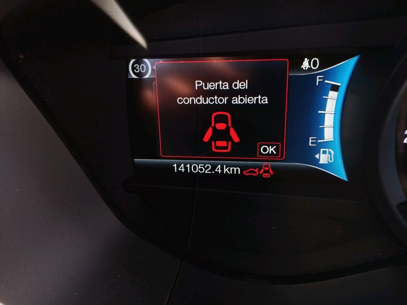 Ford Mondeo 2.0 Hybrid Trend — zdjęcie 11