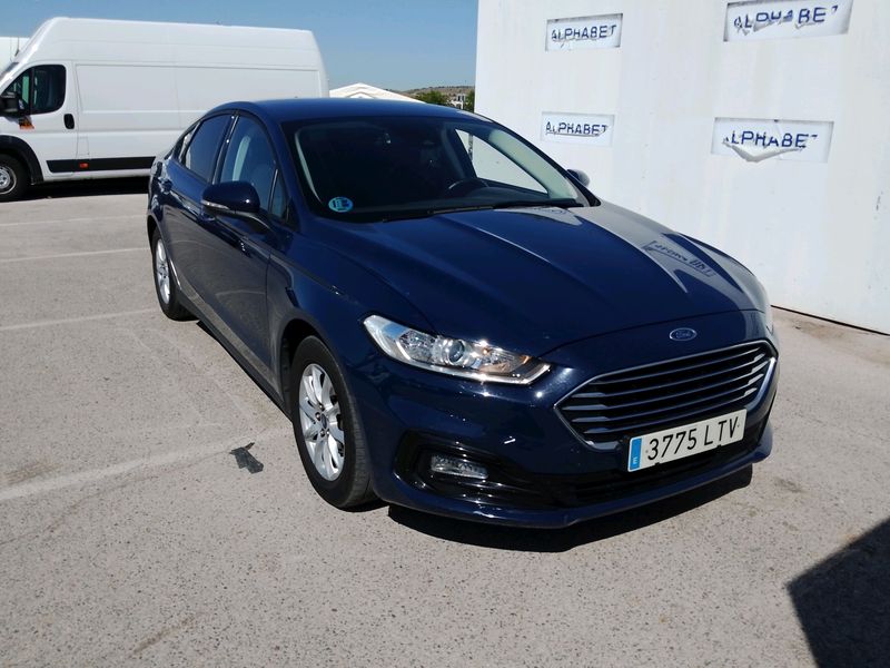 Ford Mondeo 2.0 Hybrid Trend — zdjęcie 7