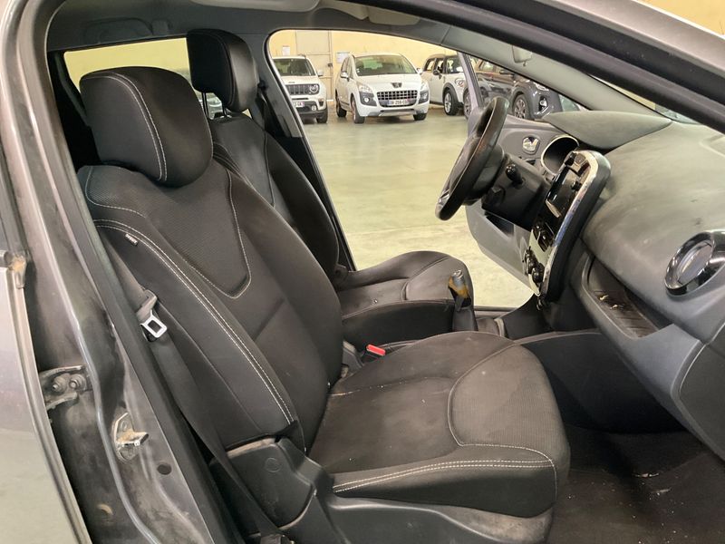 Renault Clio 1.5 dCi Energy Expression — zdjęcie 3