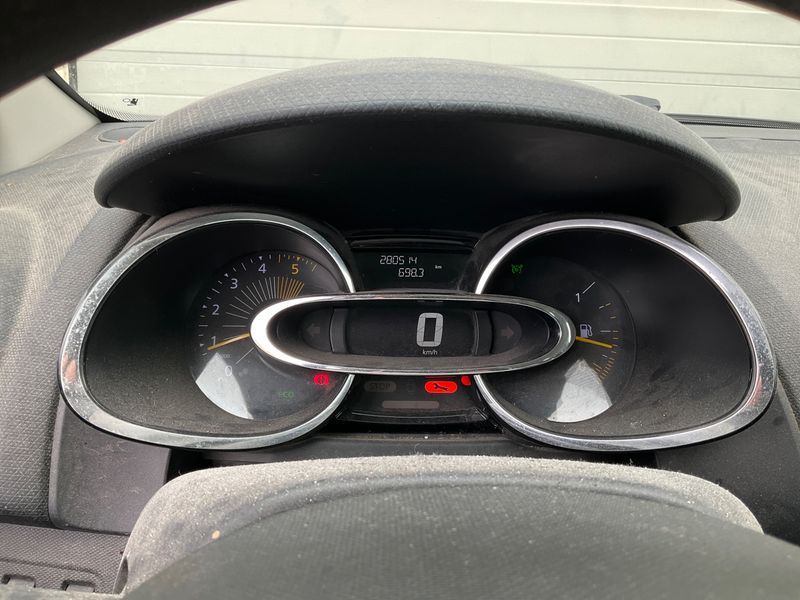 Renault Clio 1.5 dCi Energy Expression — zdjęcie 4