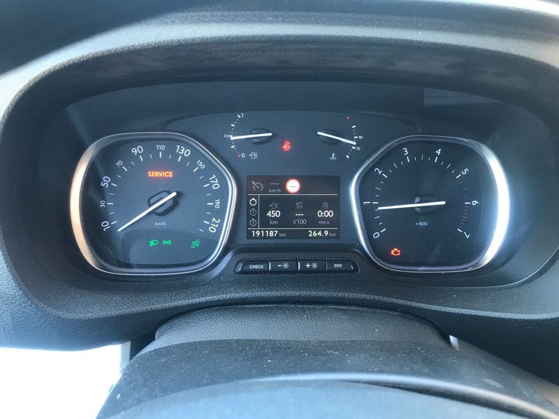 Citroen Jumpy 2.0 Blue-HDi Business M — zdjęcie 13